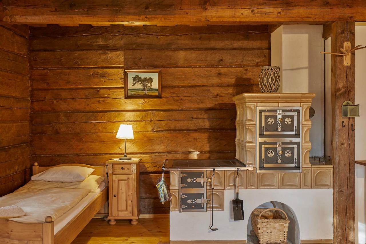 Volarska Roubenka Guest House โวลารี ภายนอก รูปภาพ