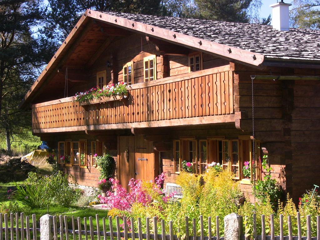 Volarska Roubenka Guest House โวลารี ภายนอก รูปภาพ